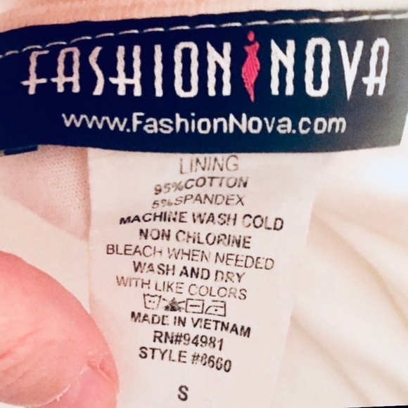 Ivory Off White Crop Top NWOT - Picture 4 of 4